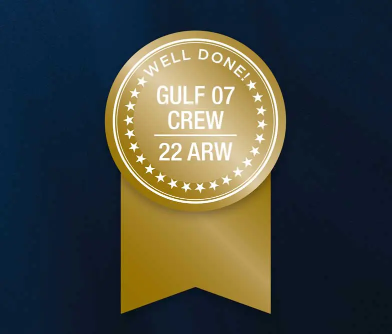 A gold ribbon with the words " well done gulf 0 7 crew 2 2 arw ".